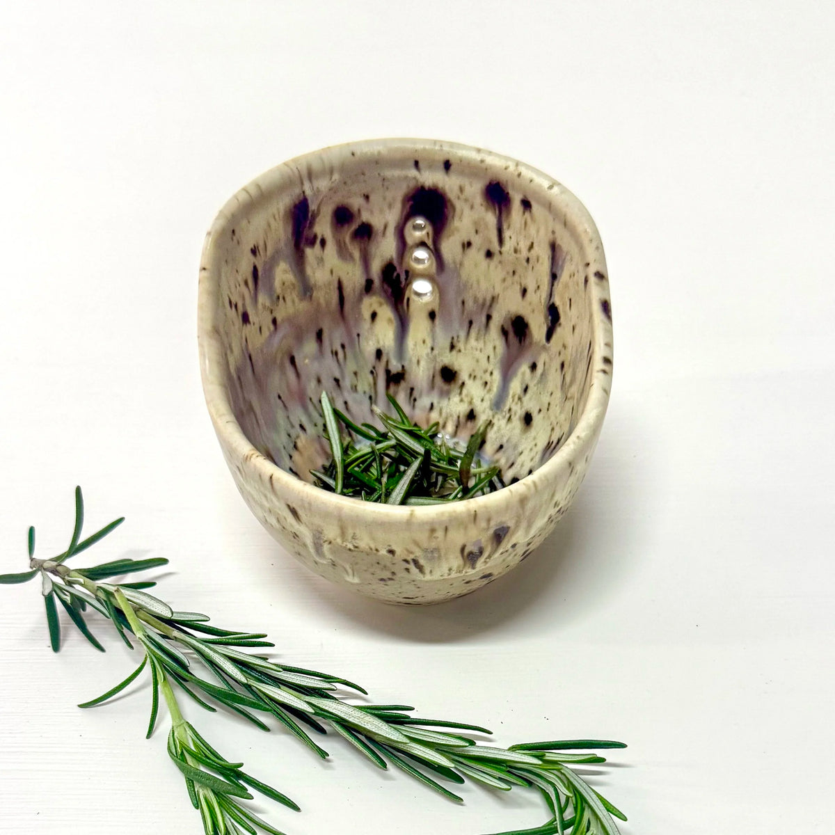 Ceramic Herb Stripper · Speckled Sand