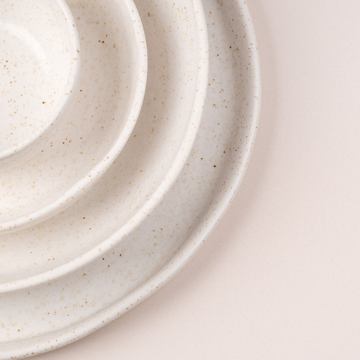 Pasta Bowl · White Speckle